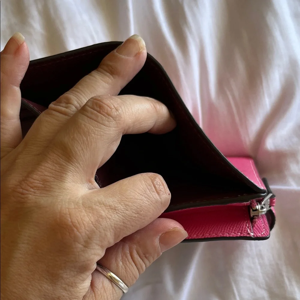 Coach Corner Zip Wallet - Picture 3 of 4